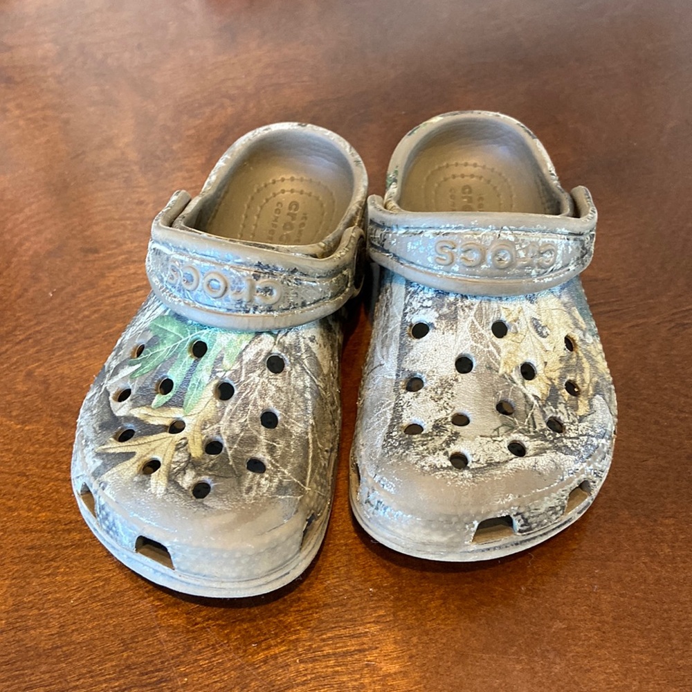 Camo Crocs Toddler Size 8